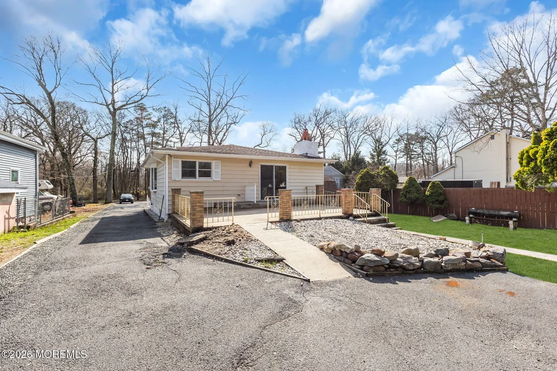 Photo of 73 Maxim Road