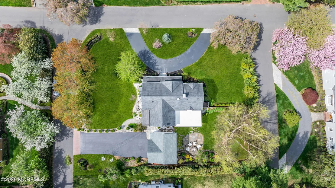 Photo of 9 N Cherry Lane