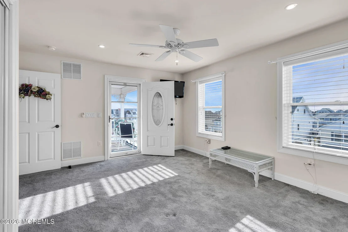 Photo of 385 Kingfisher Road