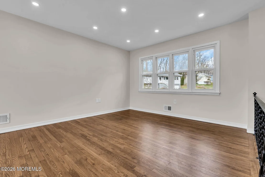 Photo of 7 Spruce Terrace