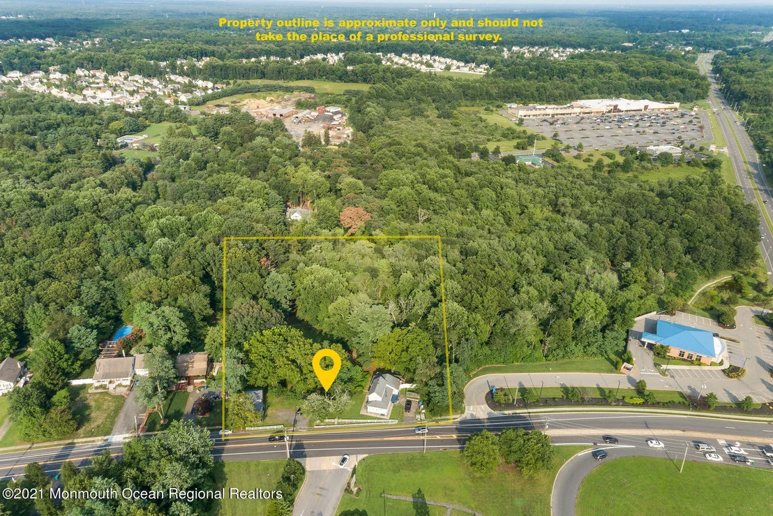 Photo of 425 Harmony Road