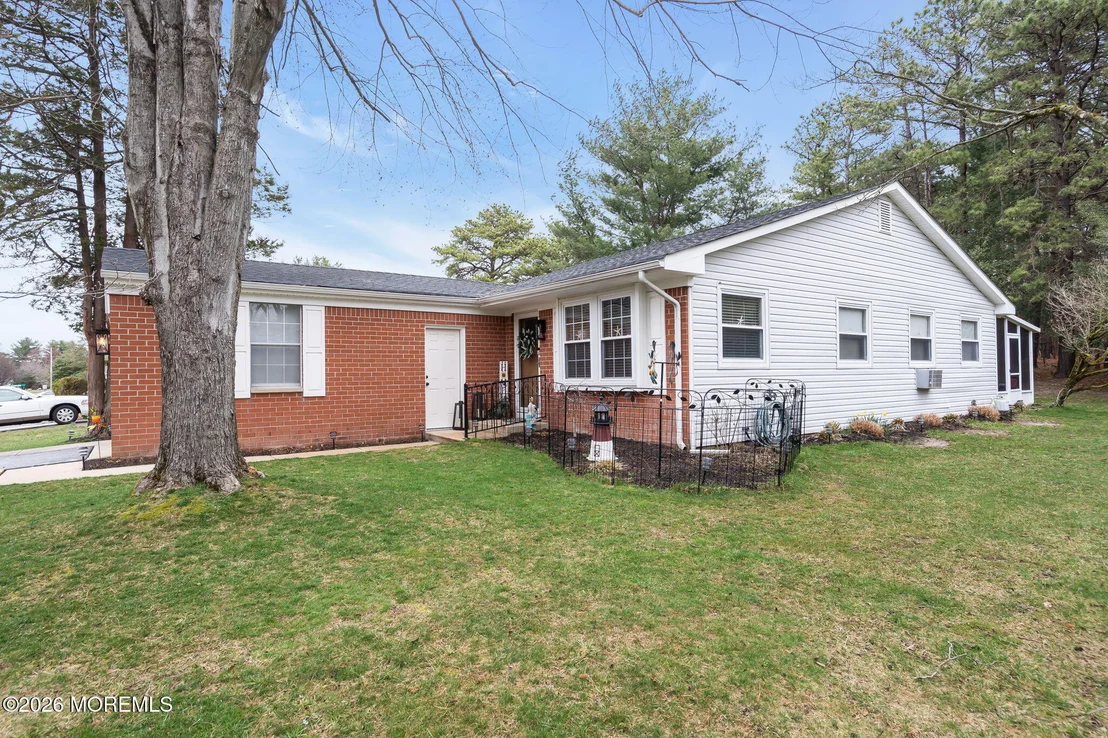 Photo of Unit 98 at 98 Constitution Boulevard