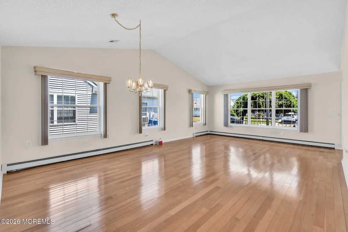 Photo of 5 Vienna Drive
