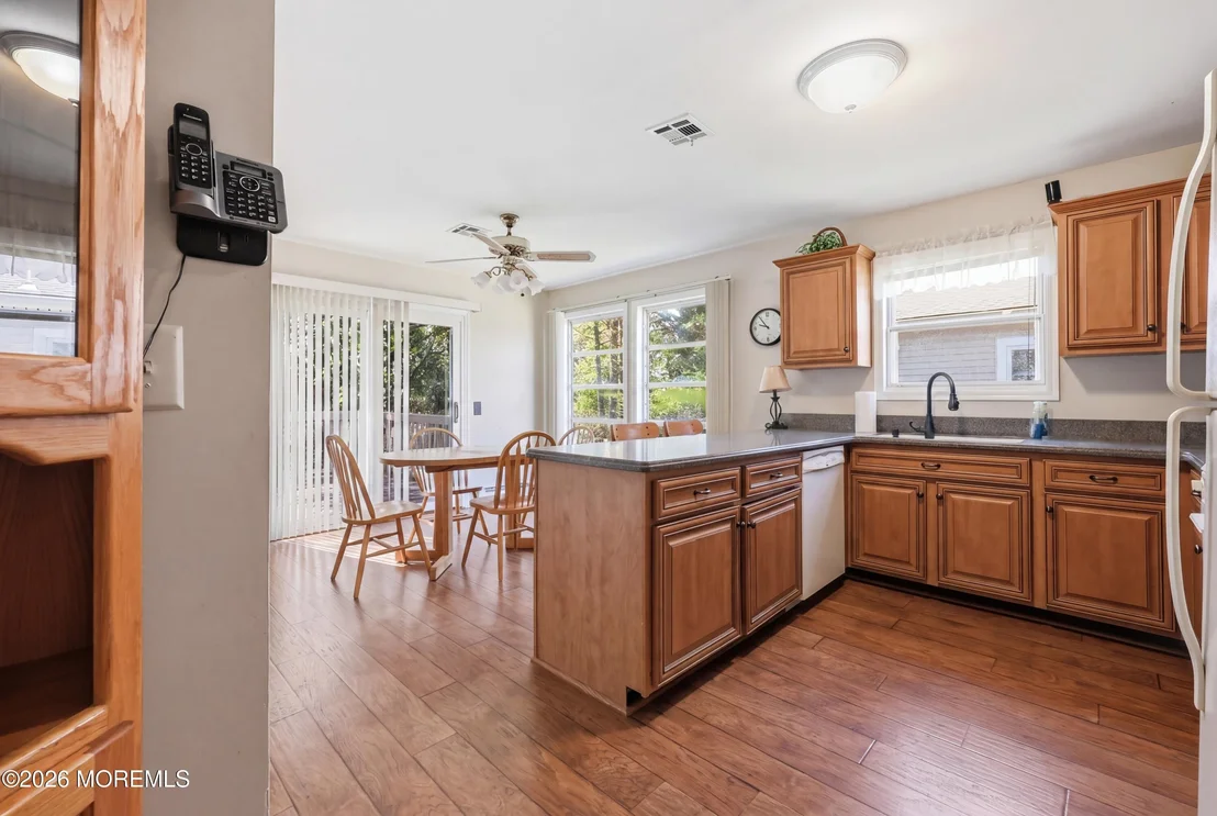Photo of 78 Pulaski Boulevard