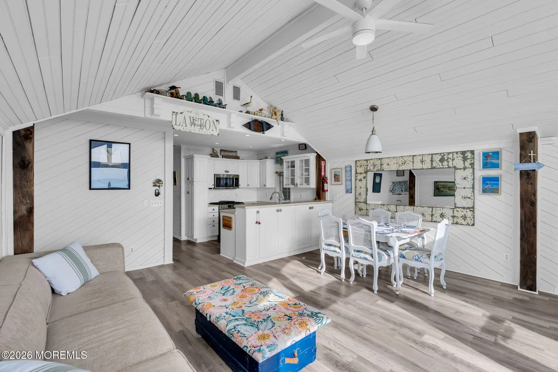 Photo of 55 Beachfront