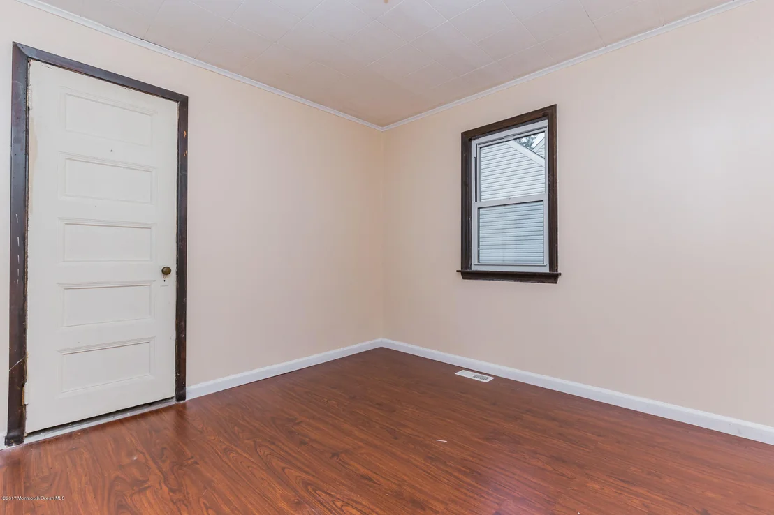 Photo of 511 Barber Avenue
