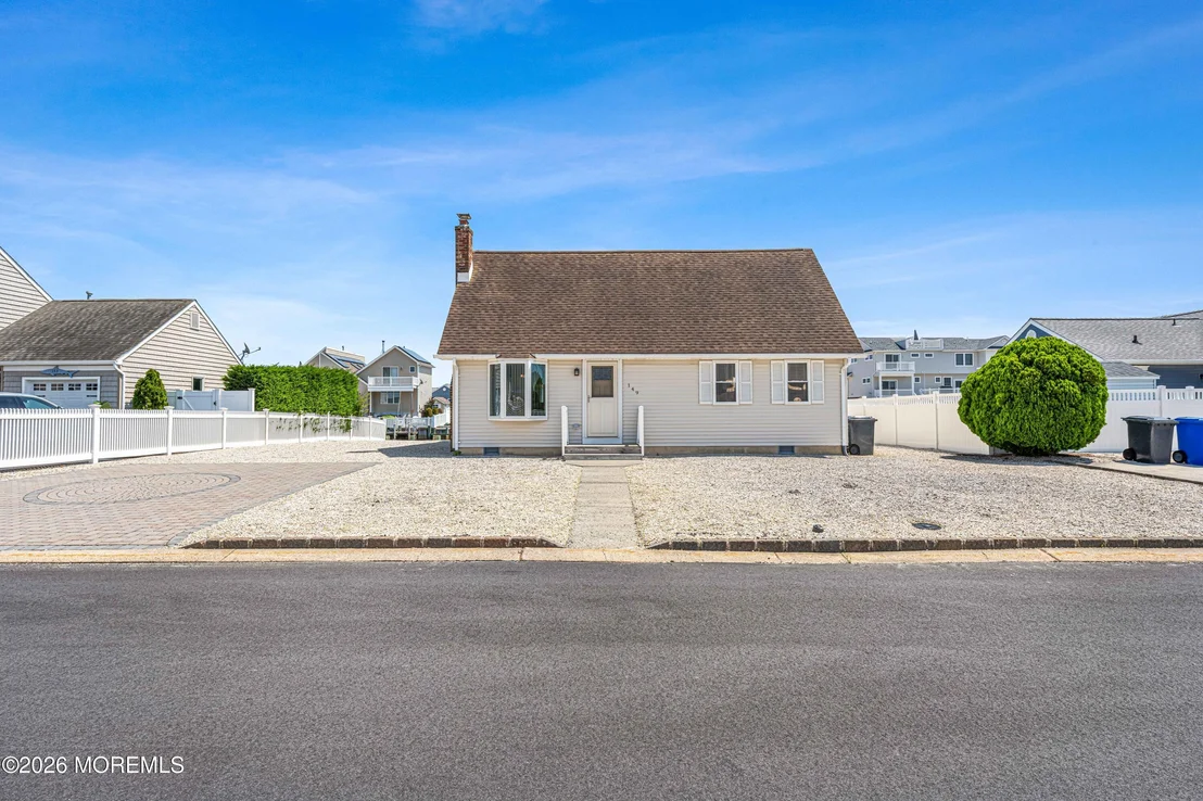 Photo of 149 Arthur Drive