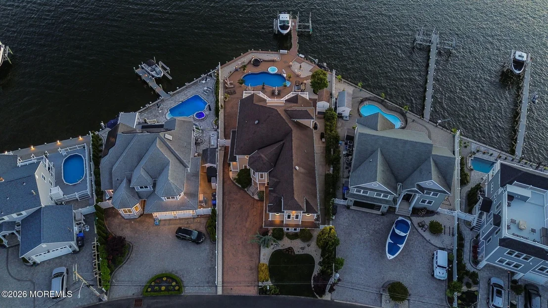 Photo of 531 Bayview Drive