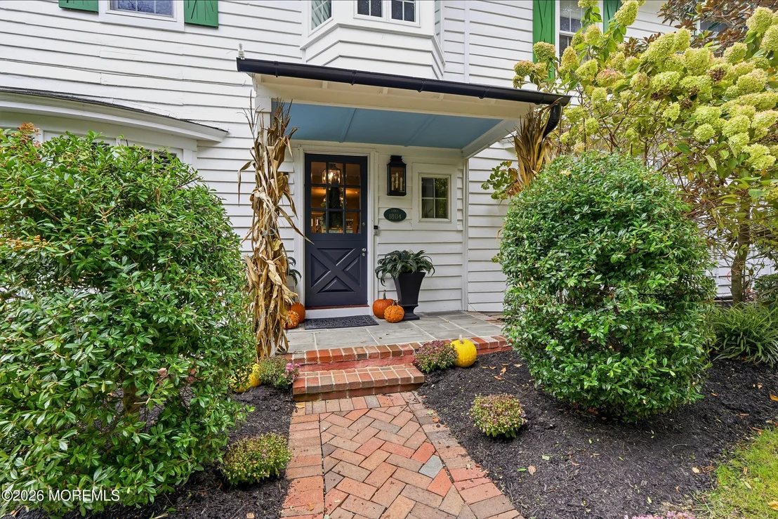 Photo of 48 Hedge Drive