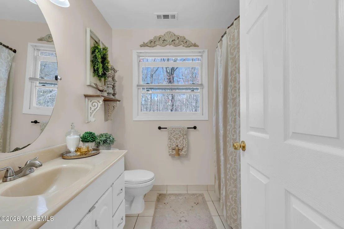 Photo of 90 Bear Brook Road
