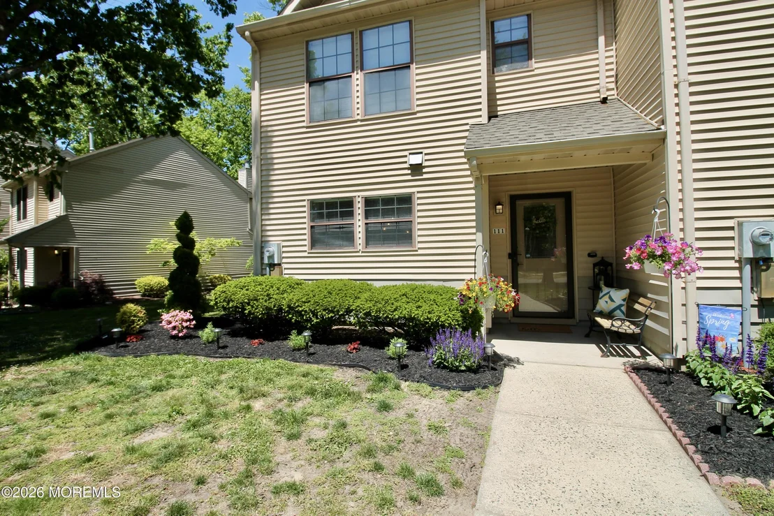 Photo of 111 Azalea Circle