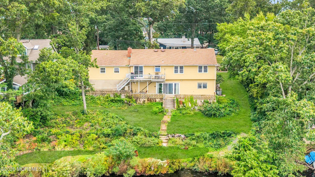 Photo of 1747 Forge Pond Road