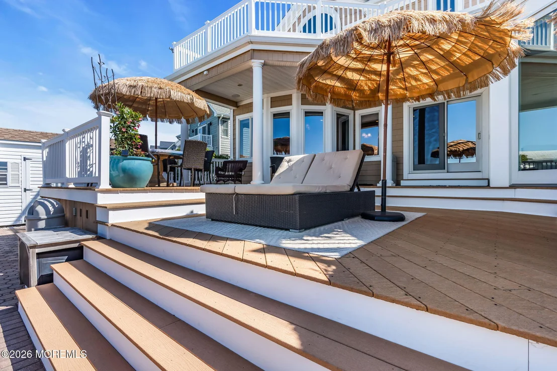 Photo of 531 Bayview Drive