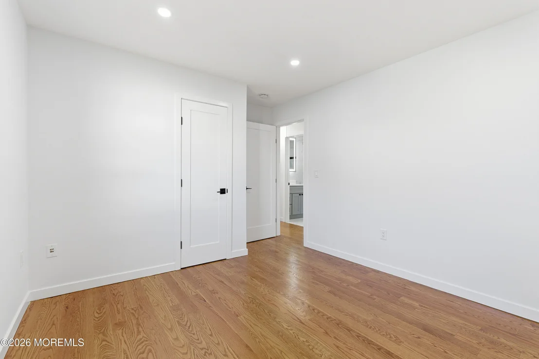 Photo of 52 Pomona Boulevard