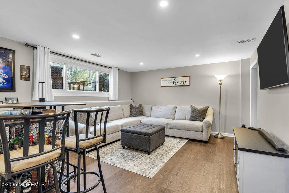 Photo of 9 Warren Drive