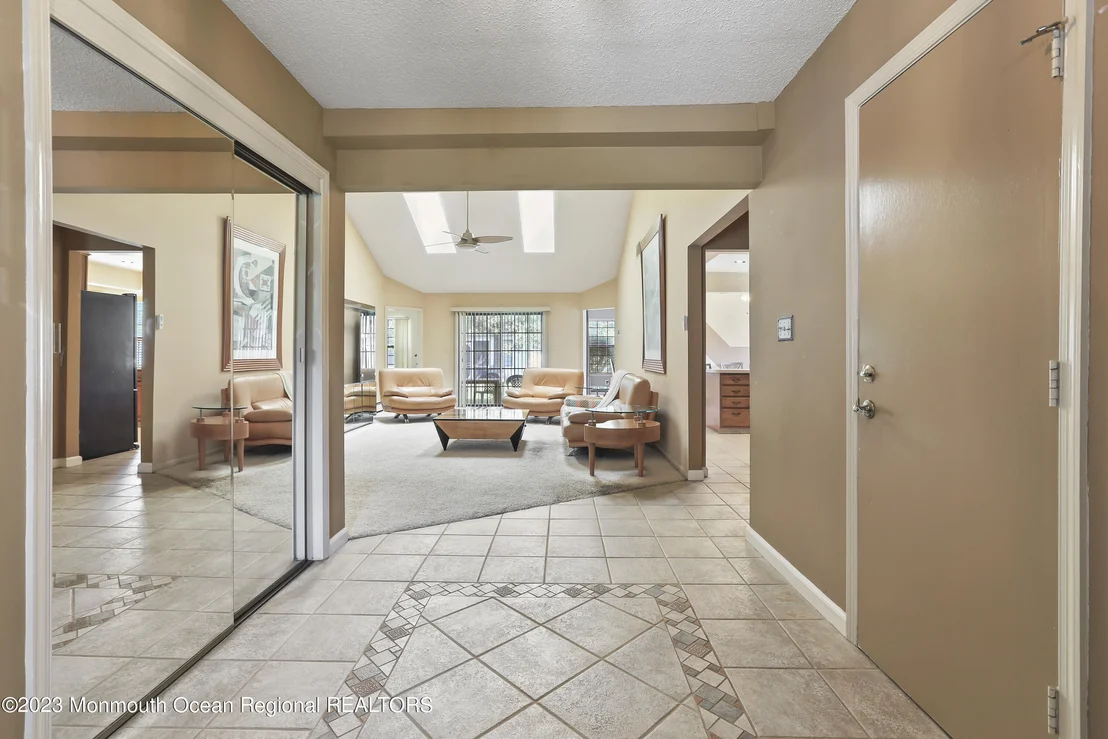 Photo of 14 Peasley Drive