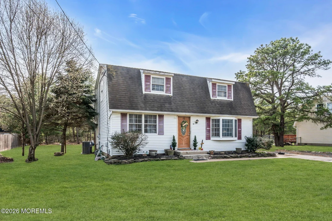 Photo of 46 Tecumseh Trail