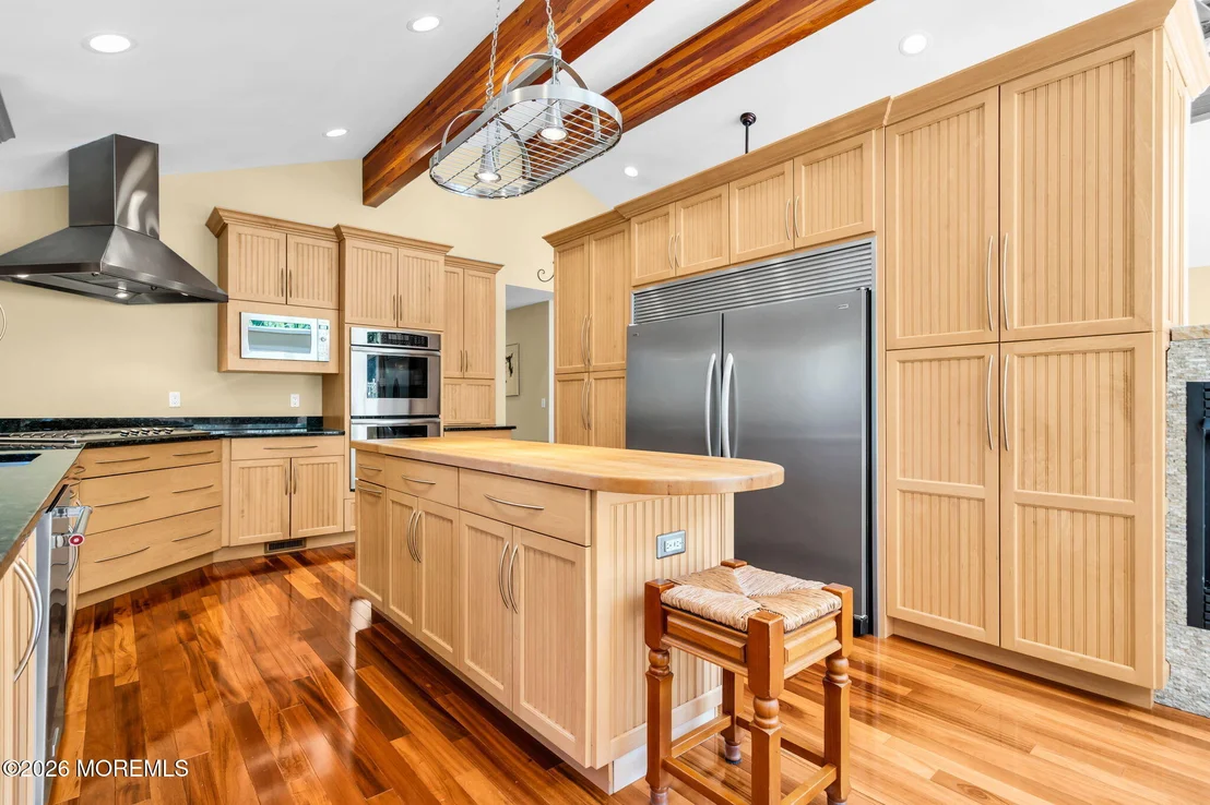 Photo of 819 Harmony Road