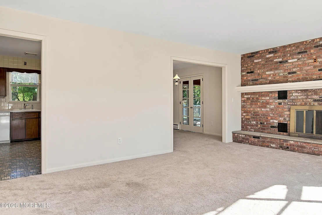 Photo of 706 Hillside Avenue