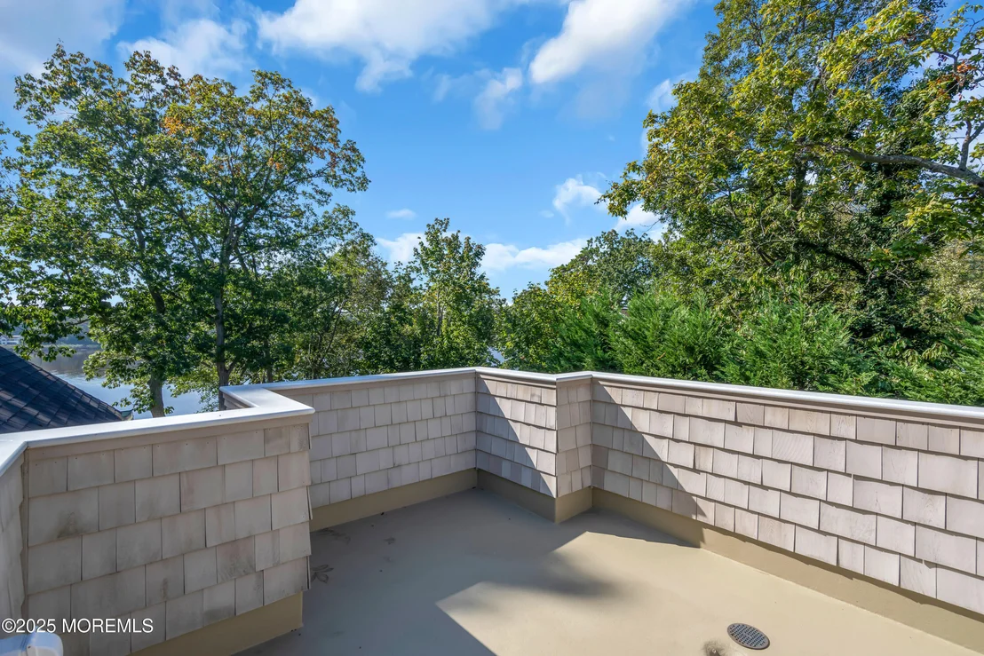 Photo of 2403 Riverside Terrace