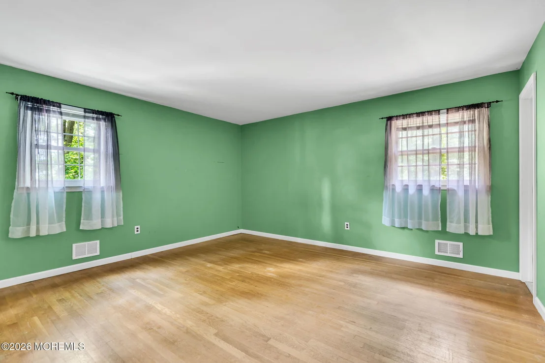 Photo of 114 Locust Avenue