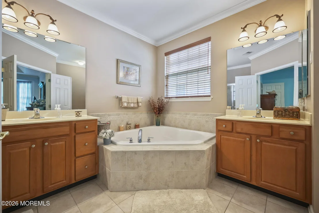 Photo of 17 Silver Charm Road