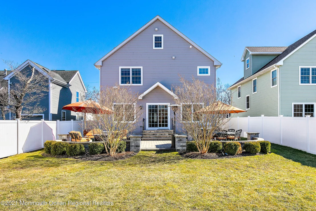 Photo of 611 Homestead Road