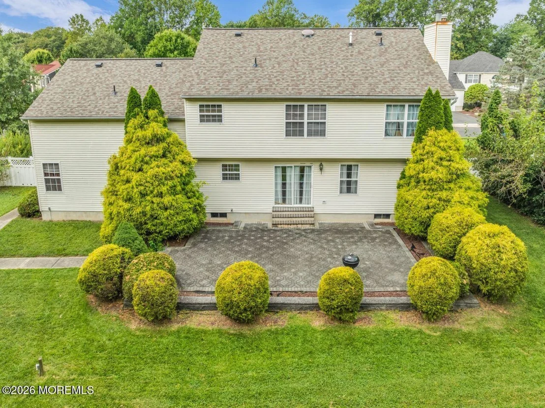 Photo of 383 Meadowood Road