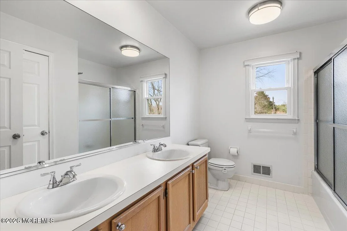 Photo of 4 Arie Drive