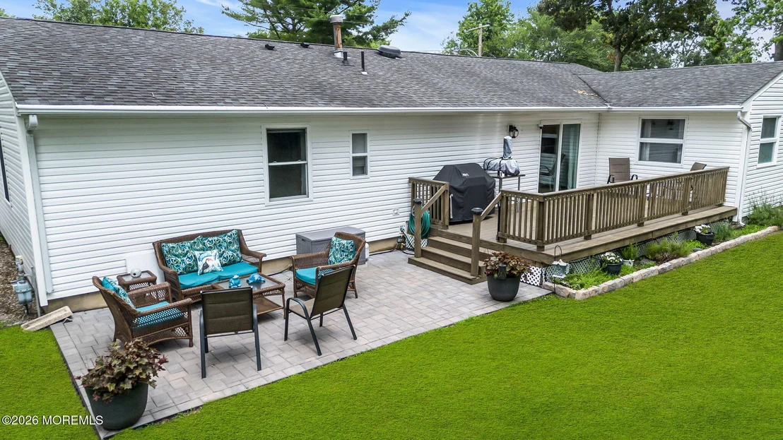 Photo of 417 Chestnut Drive