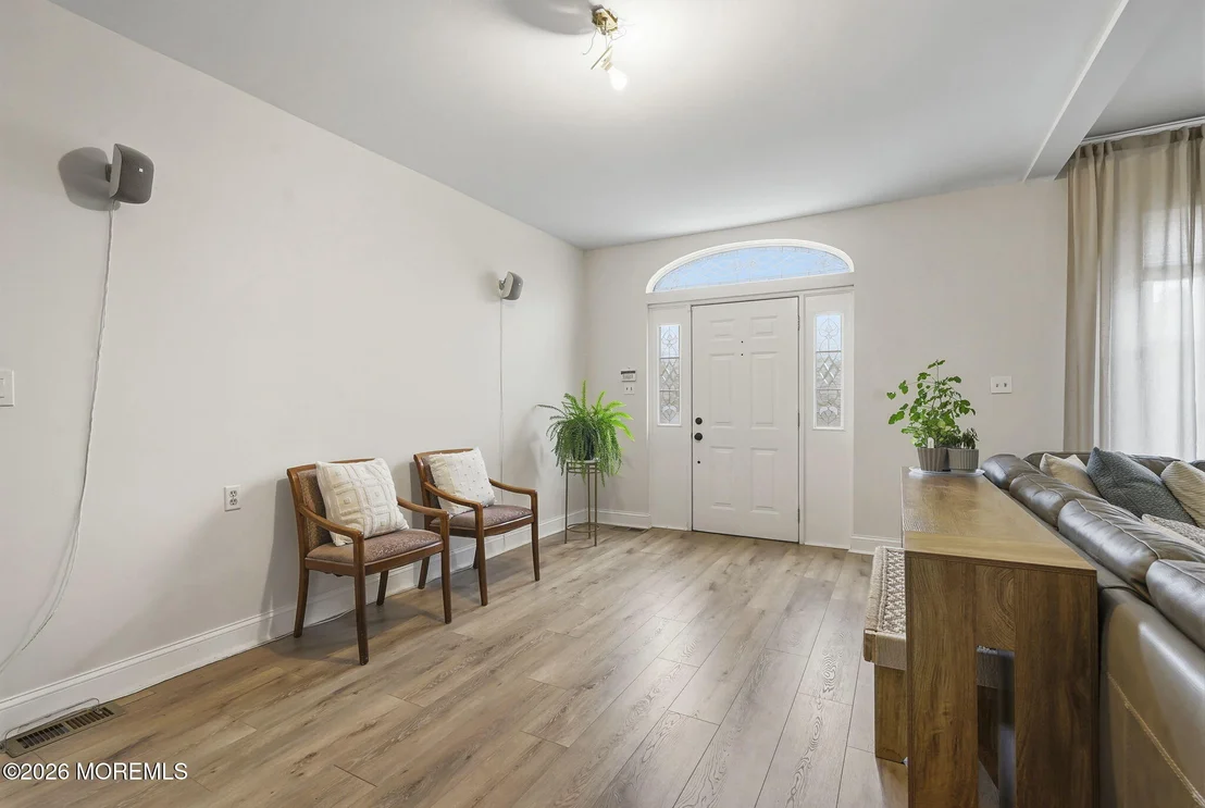 Photo of 438 Bennetts Mills Road