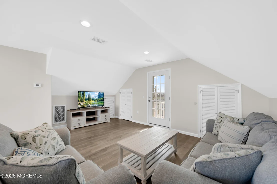 Photo of 412 6th Avenue