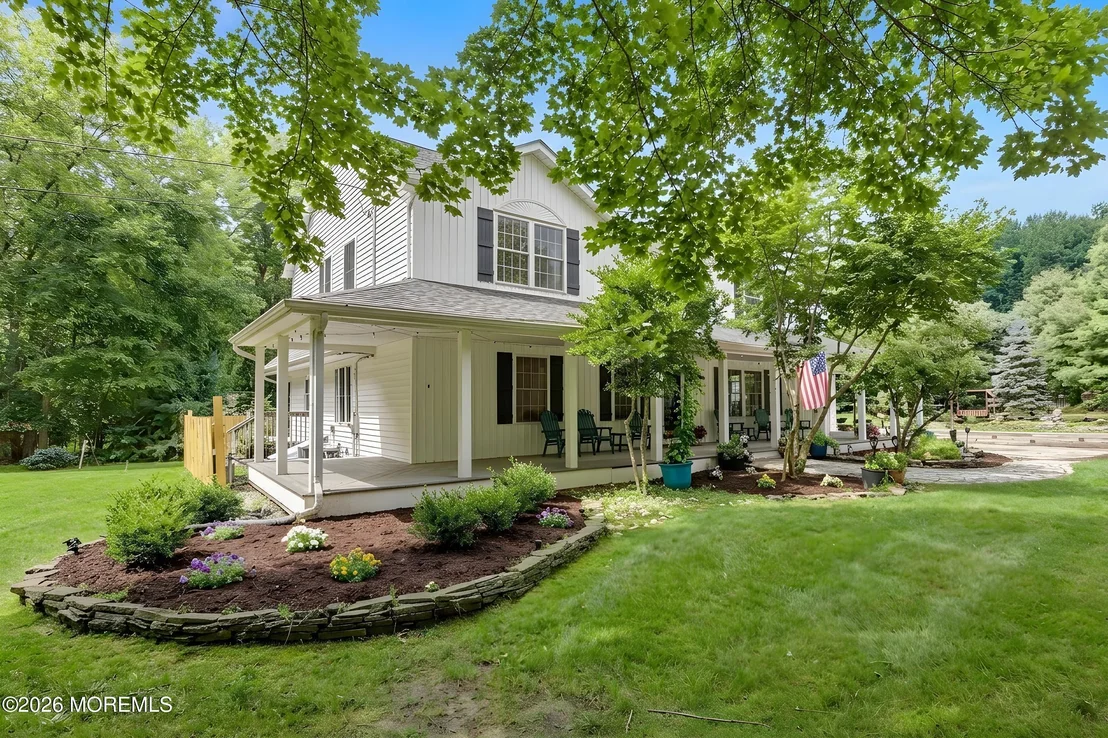 Photo of 700 Wright Debow Road