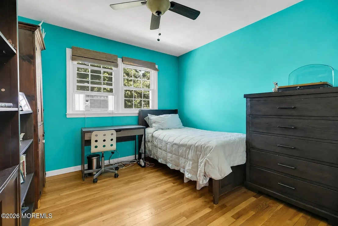 Photo of 49 Manitto Place