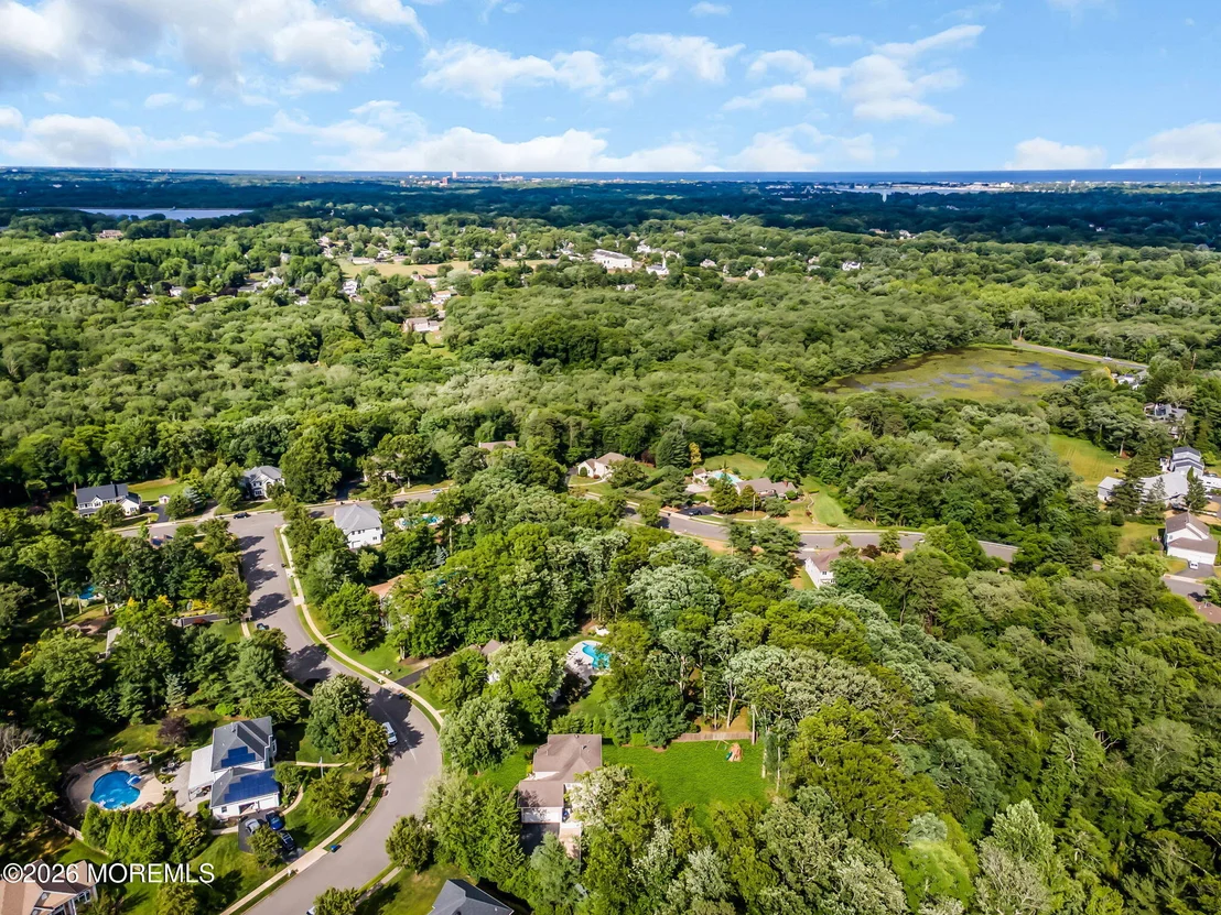 Photo of 2093 Overbrook Drive