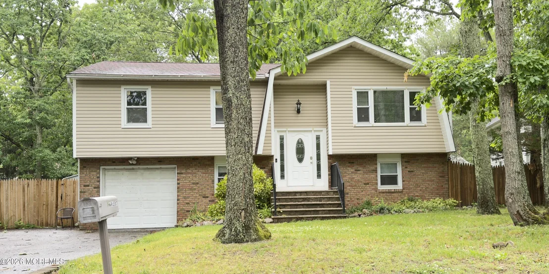 Photo of 11 Maple Street