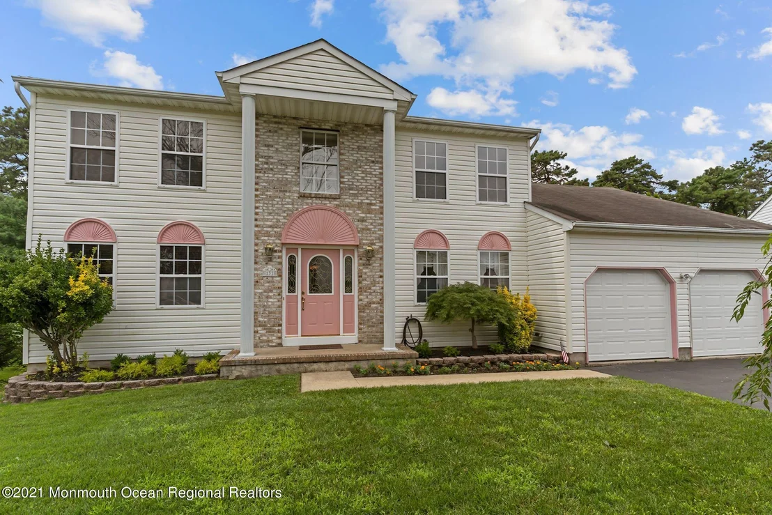 Photo of 131 Linnea Lane