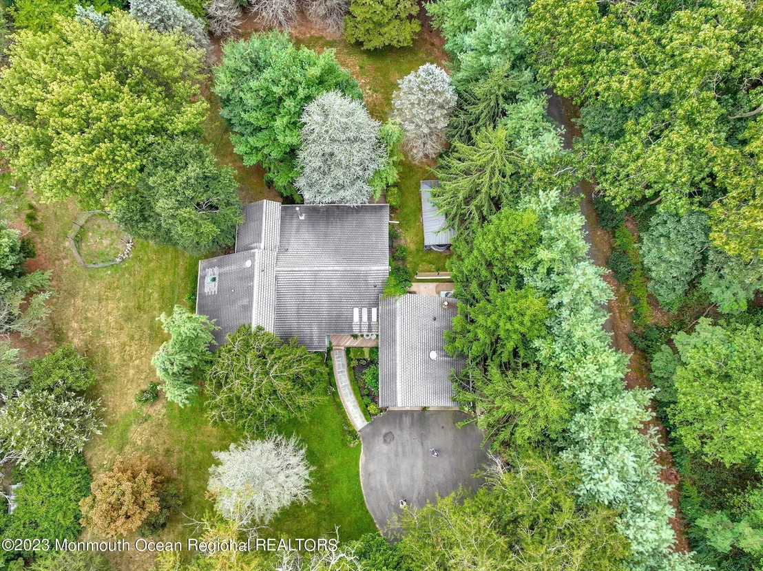 Photo of 897 Fort Plains Road