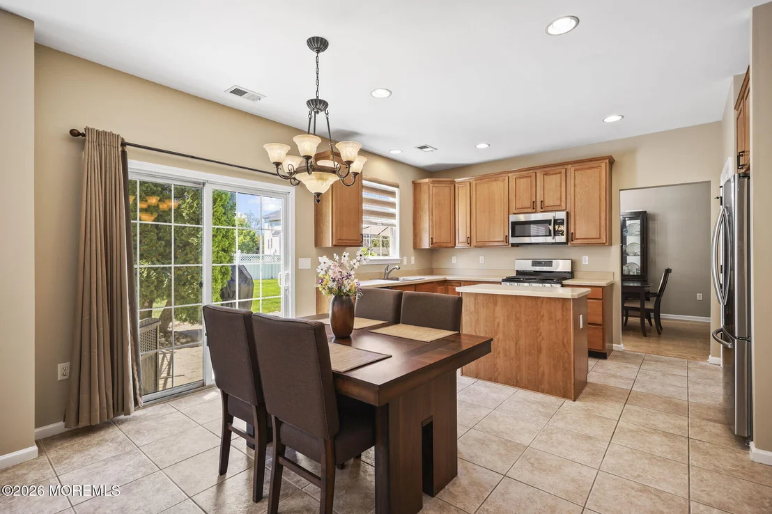 Photo of 389 Fordham Place