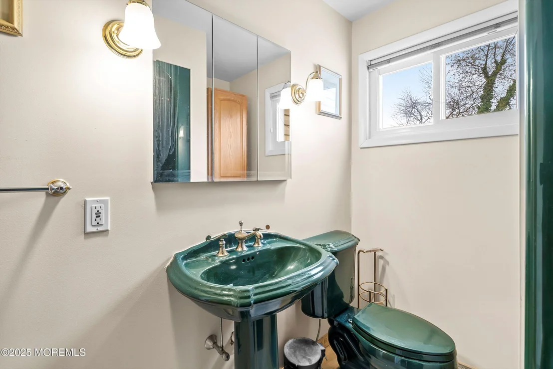 Photo of 212 Kingsley Road
