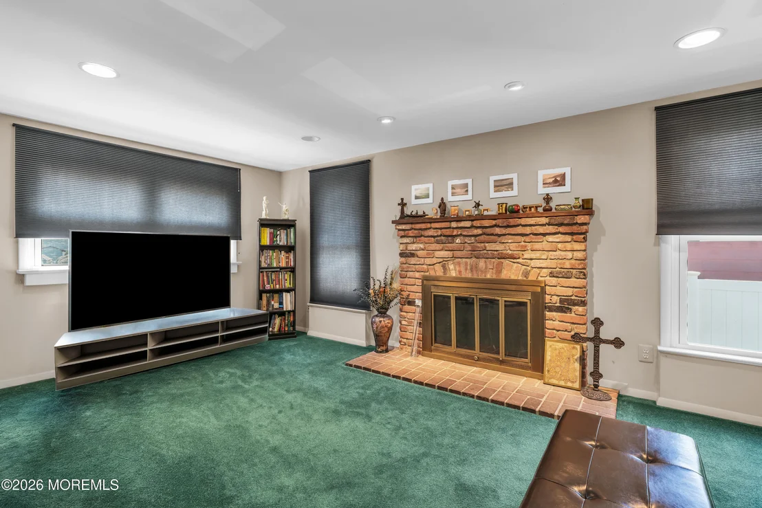 Photo of 900 Cable Avenue