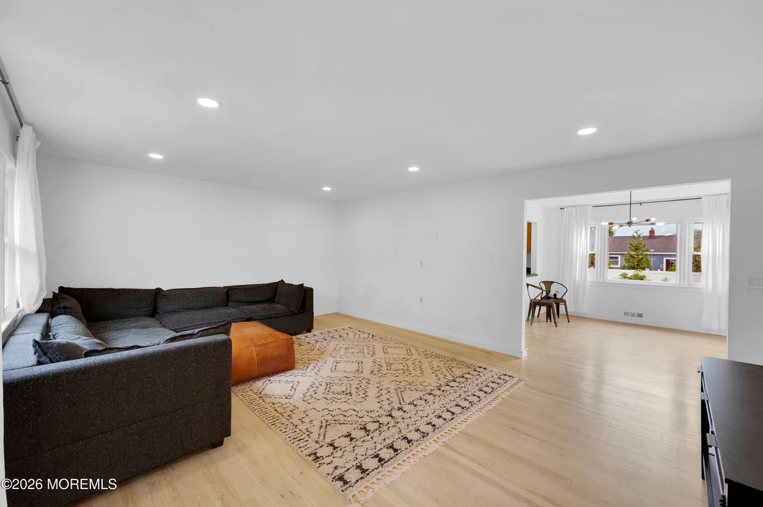 Photo of 406 Midstreams Road