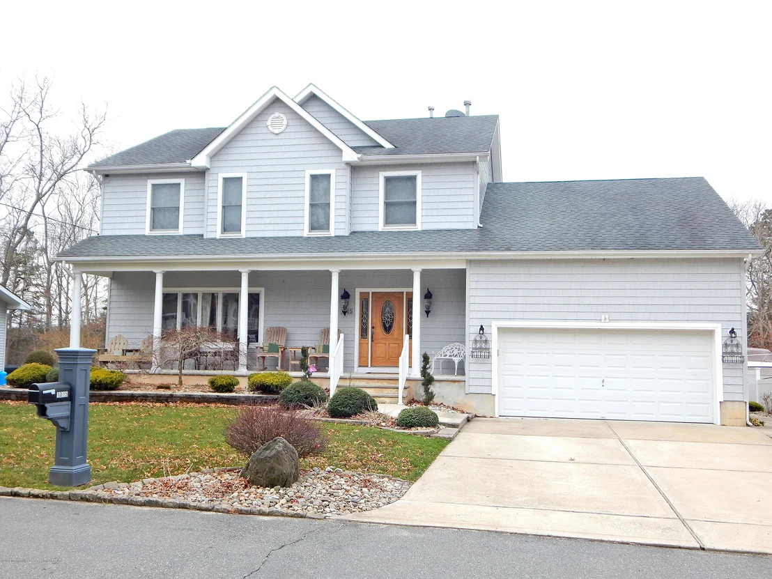 Photo of 1015 Devon Street