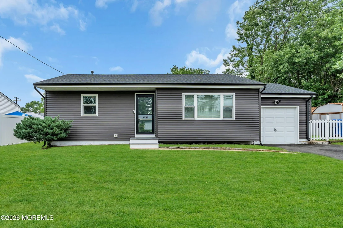 Photo of 893 Egret Drive