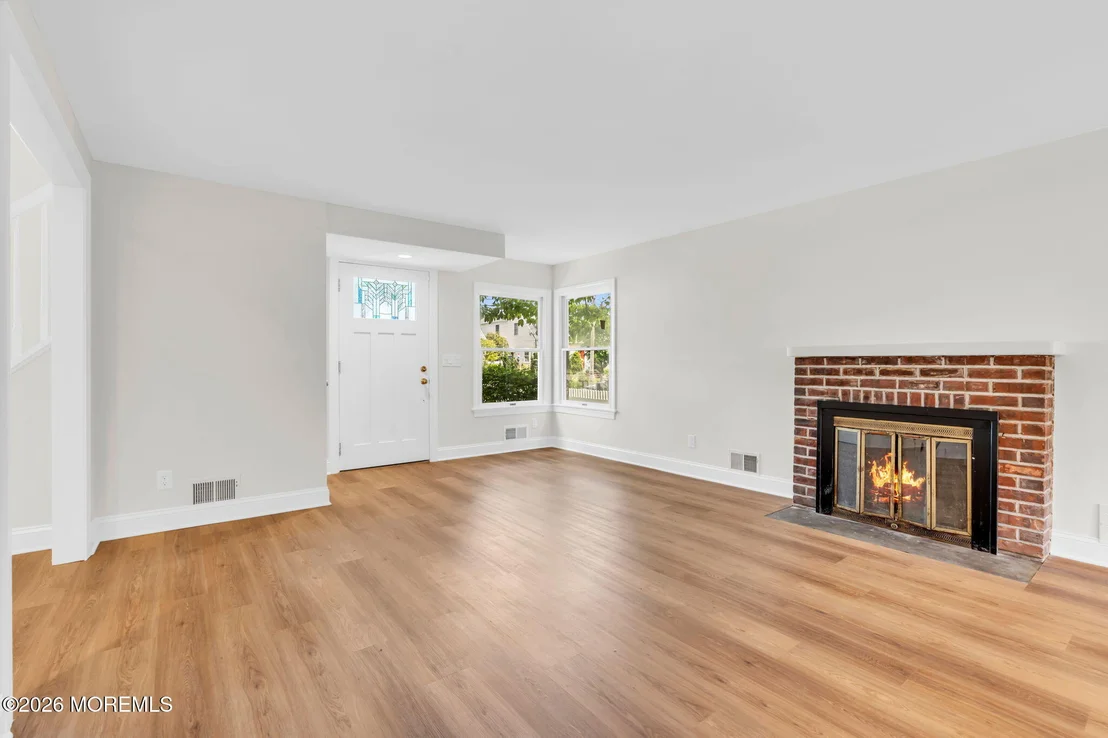 Photo of 543 Harris Avenue