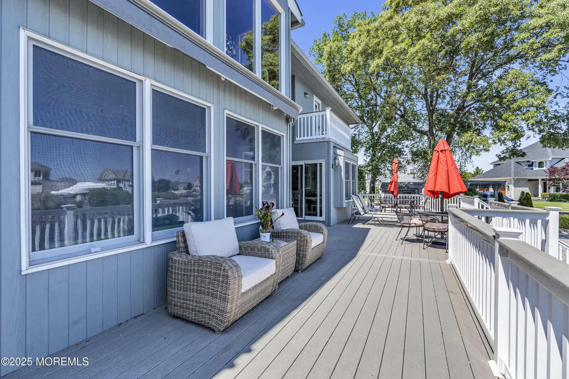 Photo of 560 Midwood Drive