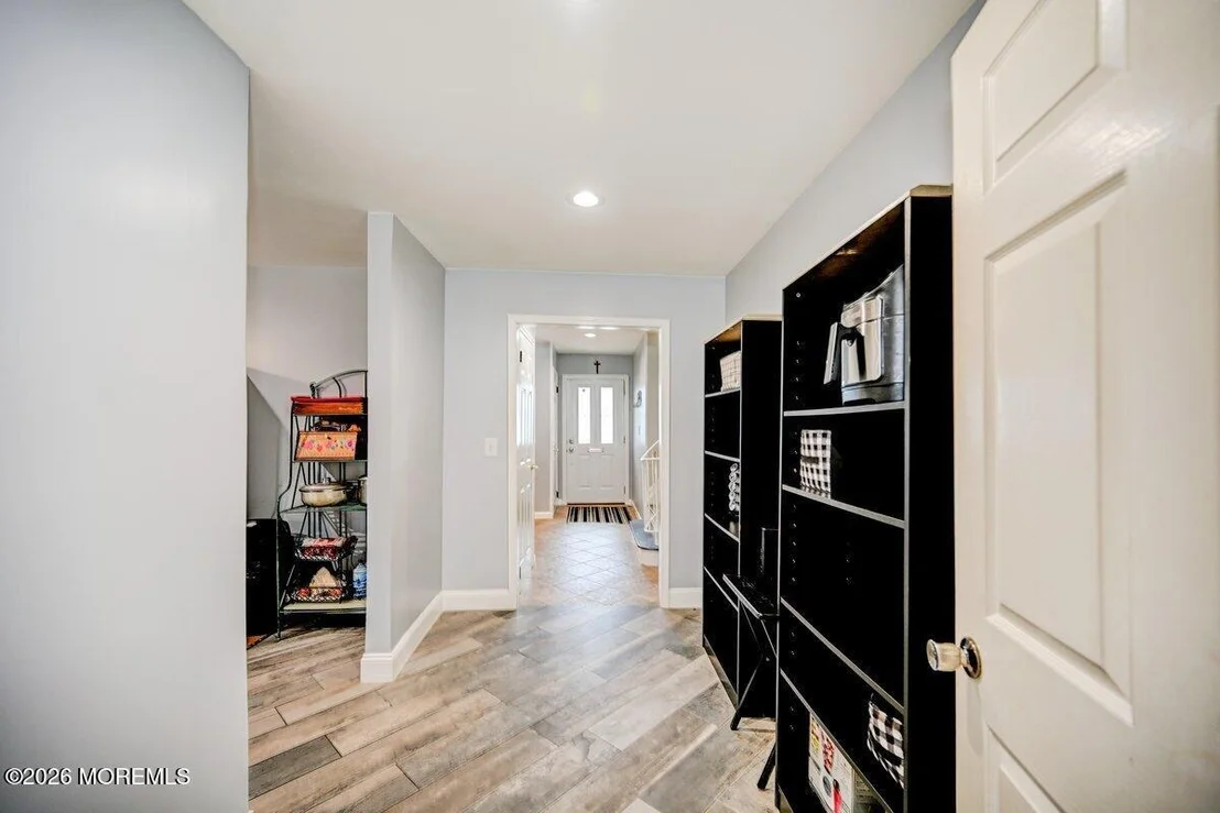 Photo of 6 Meadowbrook Drive