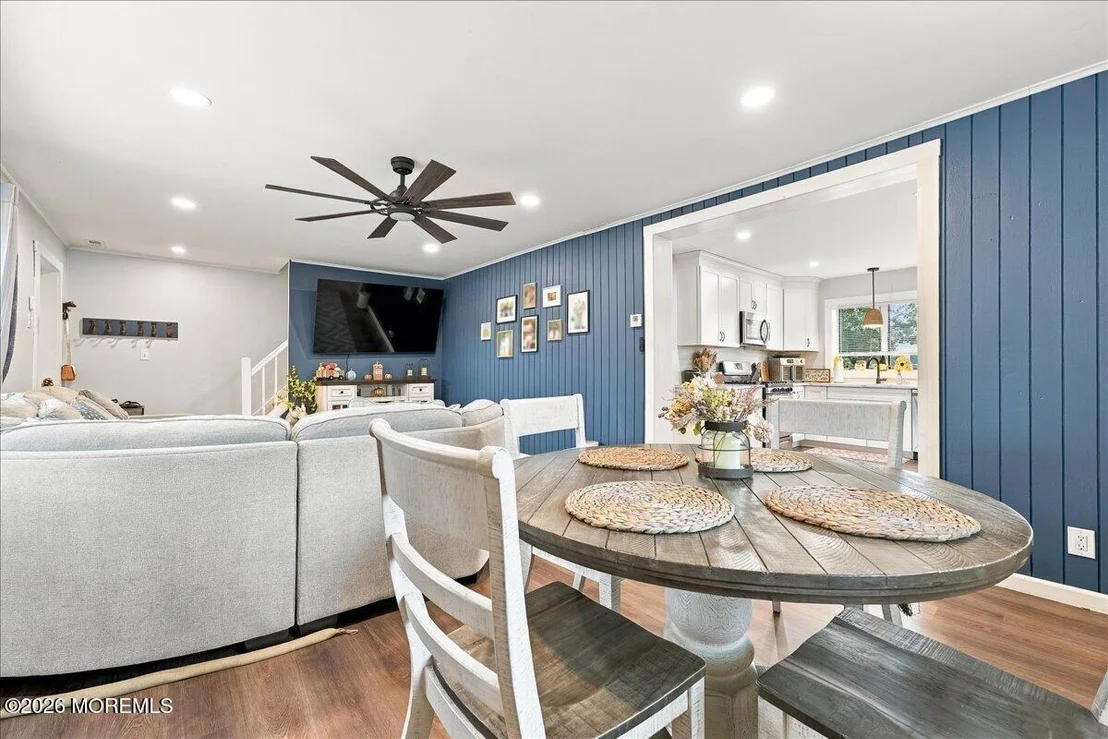 Photo of 552 Lloyd Road