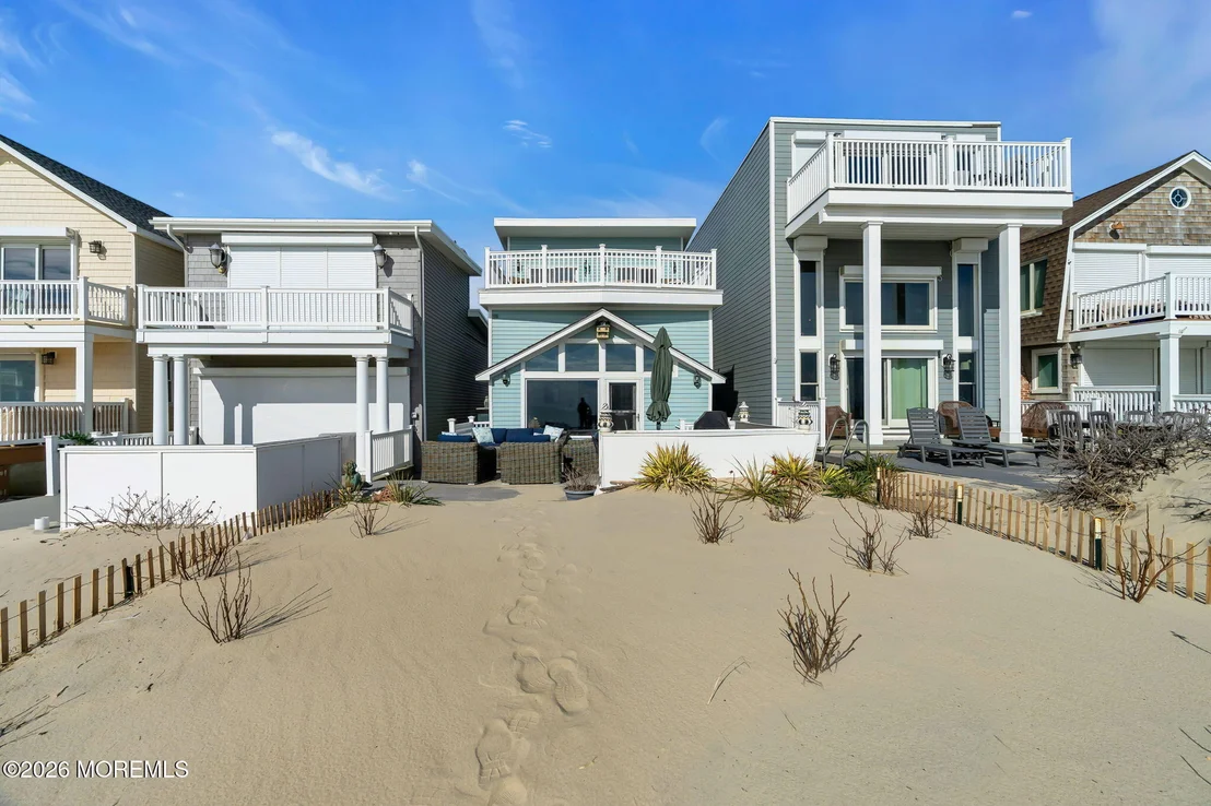 Photo of 55 Beachfront