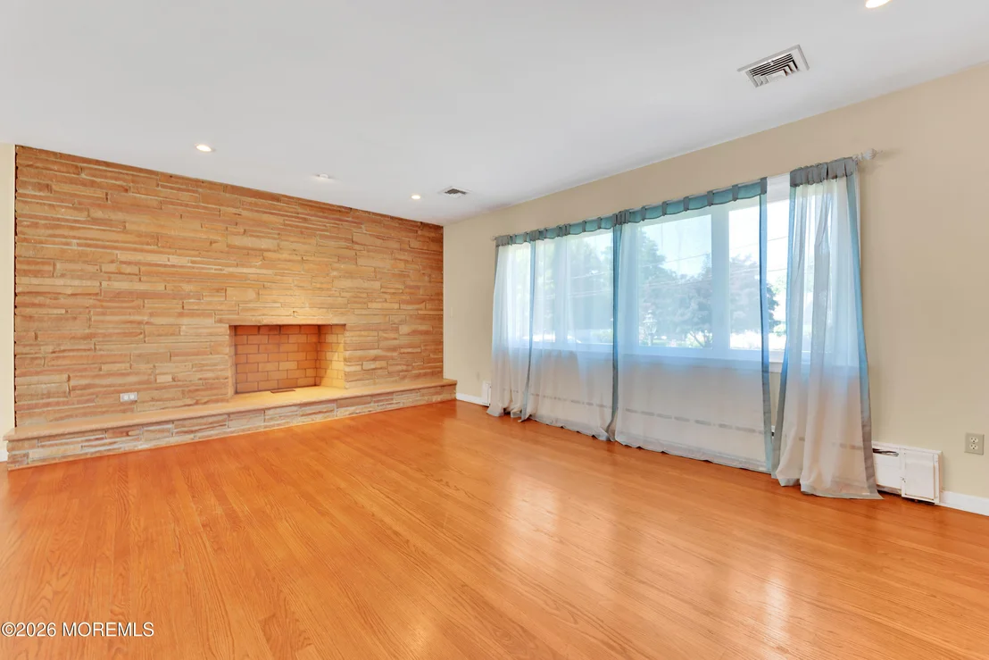 Photo of 52 Silverwhite Road
